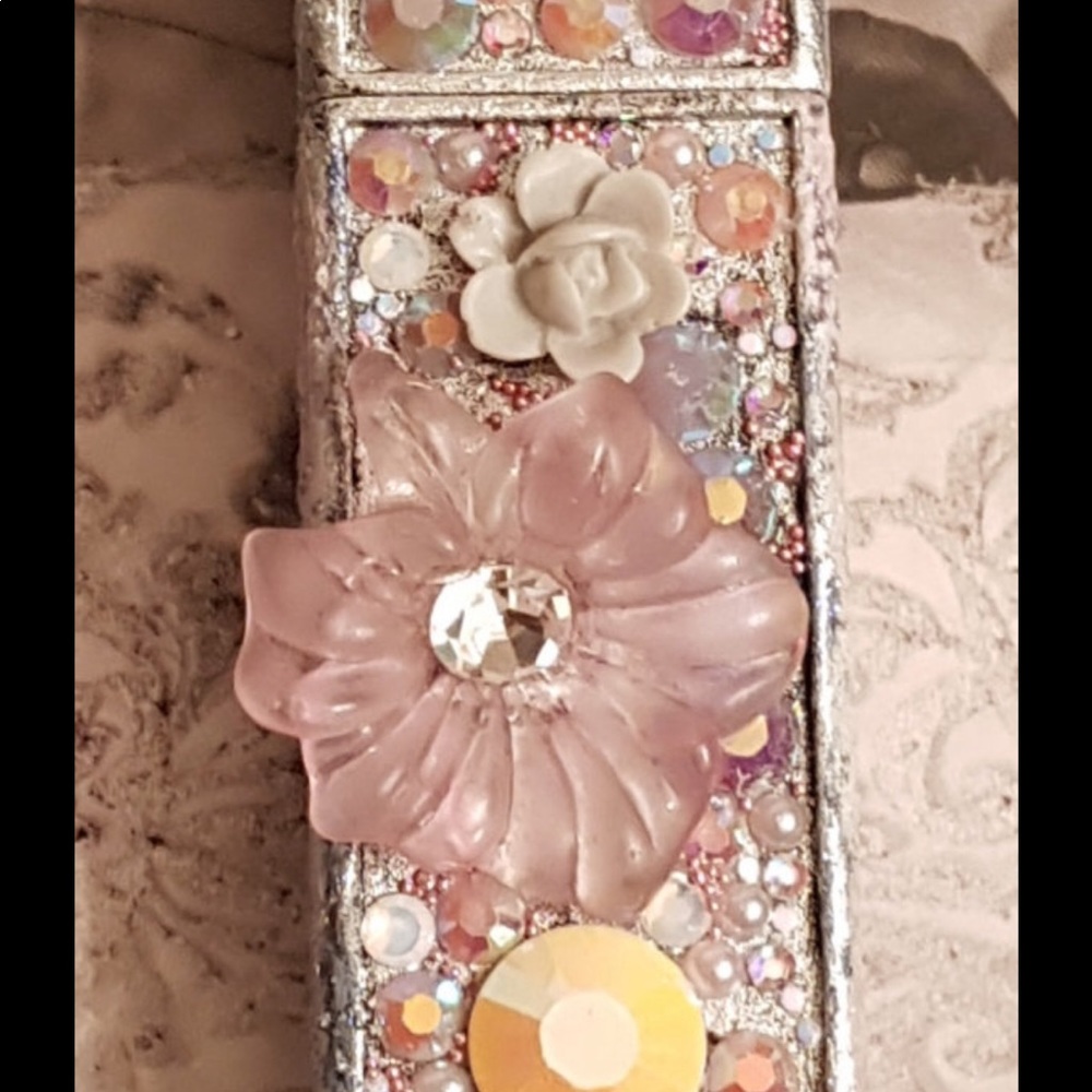 VINTAGE STASH BOX FLOWERED DIVERSION SAFE  NEW PILL BOX!! - Picture 2 of 10